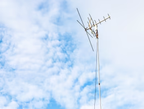 What is a SATCOM Antenna?