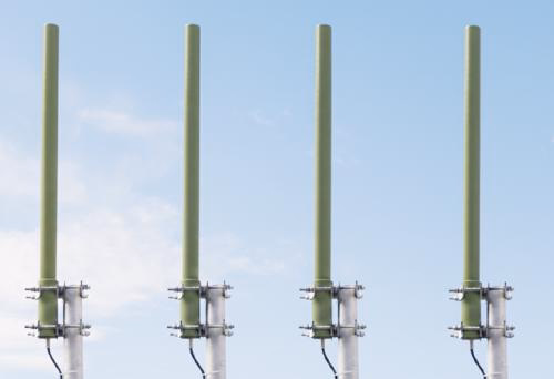 Why Fiberglass Collinear Antennas Dominate Base Stations